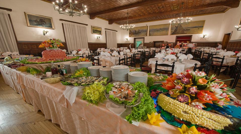 Th San Martino - Majestic Dolomiti Hotel Сан Мартино ди Кастроза Екстериор снимка